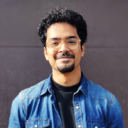 Professional mug shot of Vikram Solanki, UX/UI Designer, Product Designer 